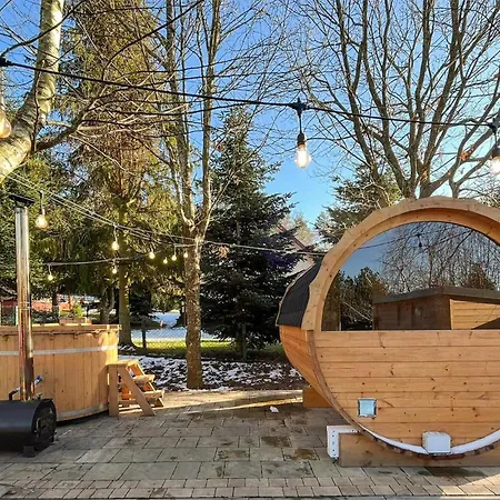 Vakantiehuis Stunning In With Sauna